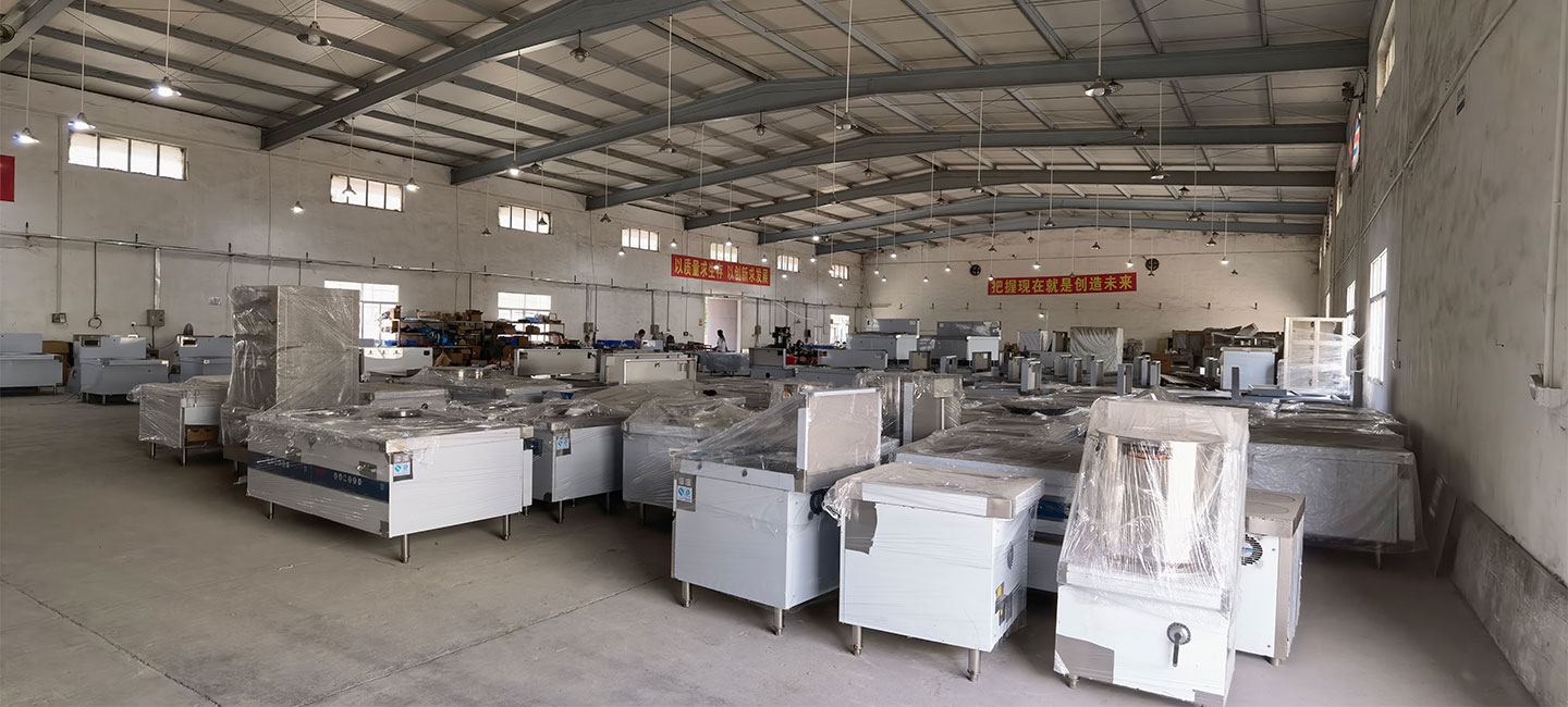 馳能廚房設備展示間